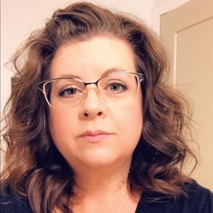 Meet your Posher, Candice